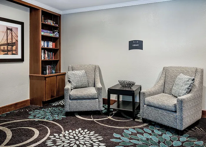 Staybridge Austin By Ihg Hotel 3*